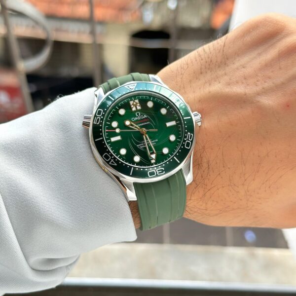 OMEGA SEAMASTER DIVER - Image 3