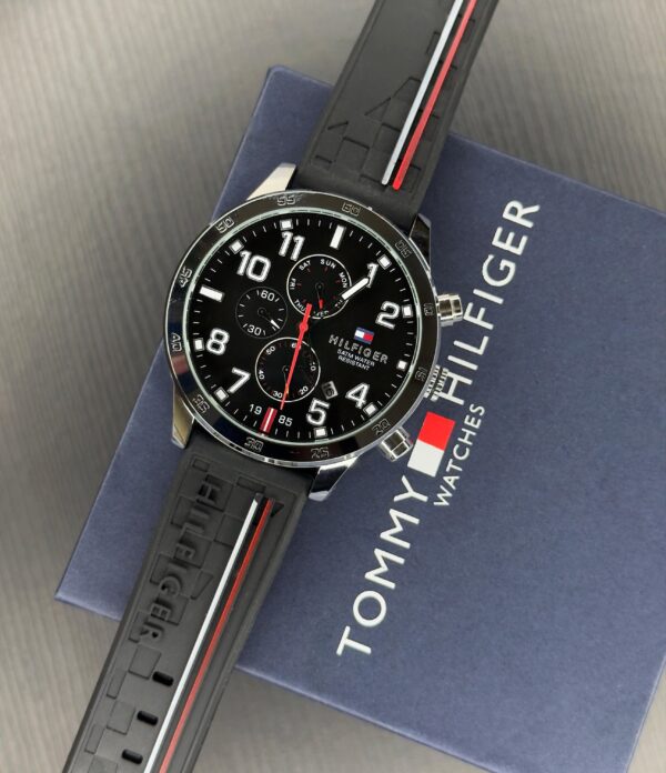 Tommy Hilfiger Black